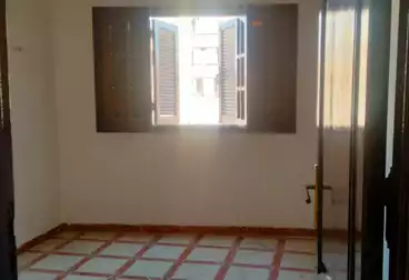 Apartments For sale - 2 rooms - floor 4