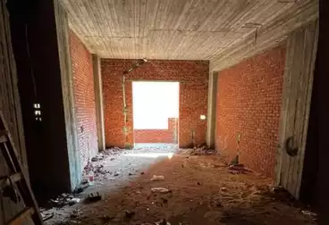 شقق للبيع - 4 غرف - بالدور 1