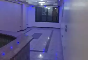 Apartments For rent - 3 rooms - floor 8