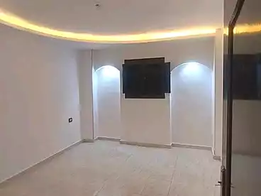 شقق للبيع - 4 غرف - بالدور 2