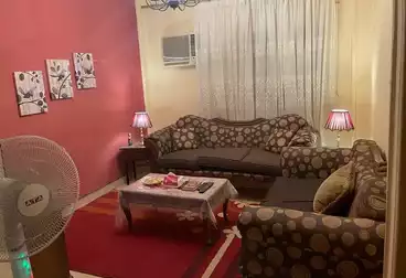 شقق للإيجار - 1 غرف - بالدور 4