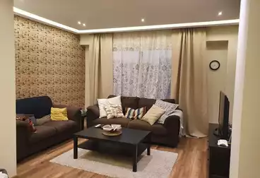 شقق للإيجار - 1 غرف - بالدور 1