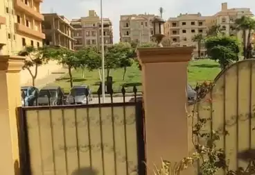 Apartments For sale - 2 rooms - floor 1