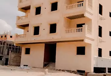 شقق للبيع - 3 غرف - بالدور 1