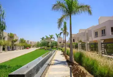 تاون هاوس للبيع - 5 غرف