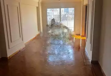 شقق للبيع - 3 غرف - بالدور 8