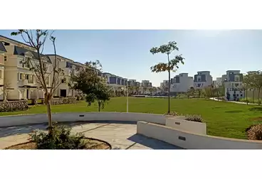 Apartments For sale - 3 rooms - floor 1