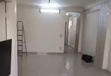 Apartments For sale - 2 rooms - floor 6