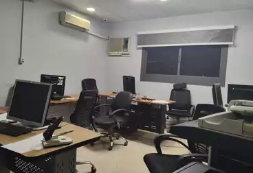 عقارات للإيجار - 5 غرف - بالدور 4