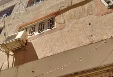 Building For sale - 3 rooms