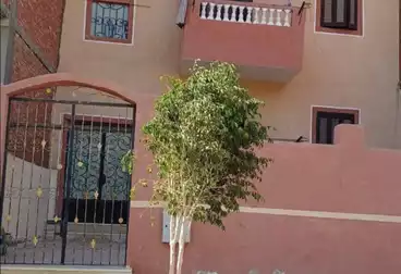 House / Home For sale - 3 rooms