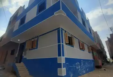 Building For sale - 3 rooms