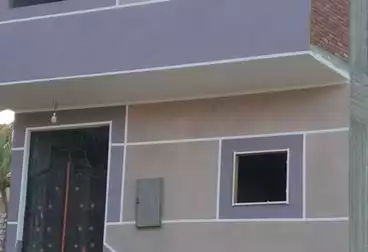 Building For sale - 4 rooms