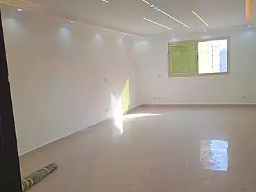 Apartments For sale - 3 rooms - floor 9