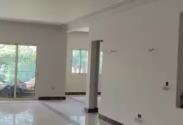 Villas For sale - 4 rooms