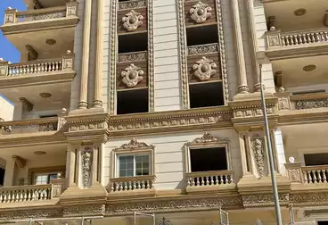 Apartments For sale - 3 rooms - floor 1