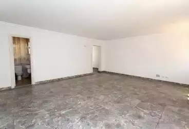 Apartments For sale - 2 rooms - floor 5