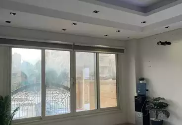 شقق للبيع - 3 غرف - بالدور 0