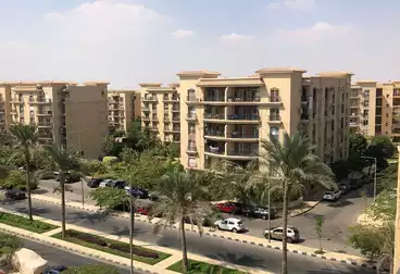 Apartments For sale - 3 rooms - floor 5
