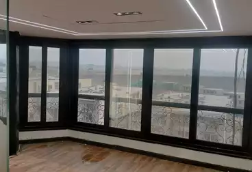 Administrative For rent - 5 rooms - floor 5