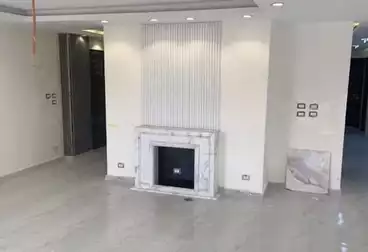 Apartments For sale - 3 rooms - floor 4