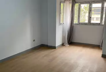 Apartments For sale - 3 rooms - floor 4
