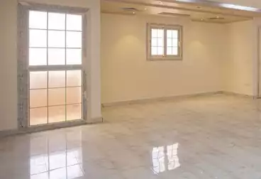 مكاتب للإيجار - 3 غرف - بالدور 7