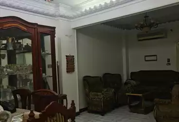 شقق للبيع - 3 غرف - بالدور 2