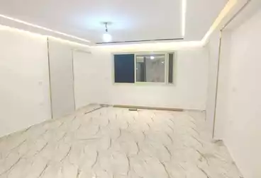 شقق للبيع - 3 غرف - بالدور 1