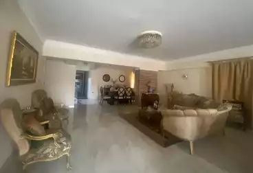 undefined undefined - 2 rooms - floor 8