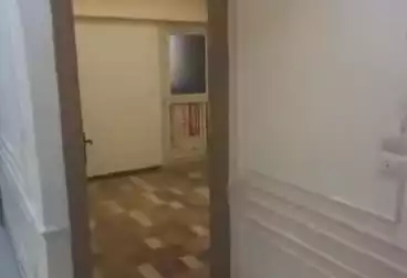 عقارات للبيع - 3 غرف - بالدور 5