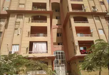 شقق للإيجار - 3 غرف - بالدور 3