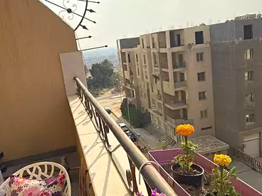 Apartments For sale - 3 rooms - floor 5