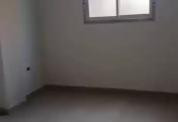 منزل / بيت للبيع - 6 غرف