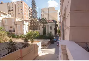 Apartments For sale - 3 rooms - floor 1