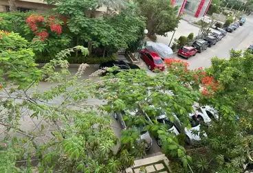 Apartments For sale - 3 rooms - floor 2
