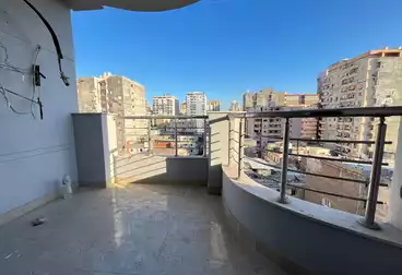 شقق للبيع - 3 غرف - بالدور 9