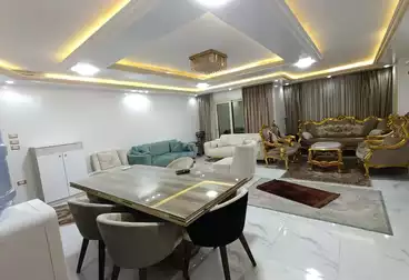 Furnished Apartment For rent - 3 rooms - floor 3