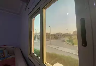 شقق للإيجار - 3 غرف - بالدور 1