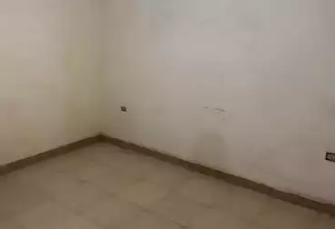 Apartments For sale - 4 rooms - floor 1