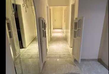 Apartments For sale - 3 rooms - floor 4