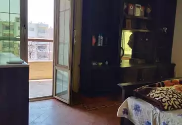 Furnished Apartment For sale - 3 rooms - floor 10