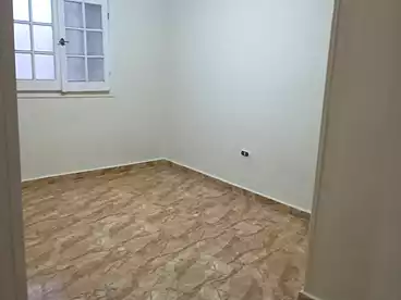 عقارات للبيع - 3 غرف - بالدور 1