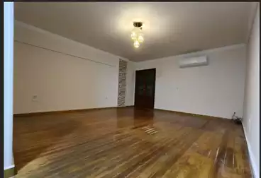 Apartments For sale - 3 rooms - floor 1