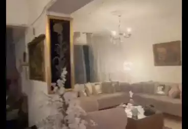 Furnished Apartment For sale - 3 rooms - floor 4