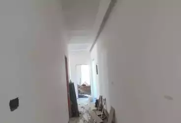 شقق للبيع - 3 غرف - بالدور 1