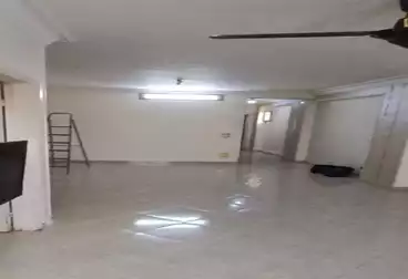 Apartments For sale - 2 rooms - floor 6