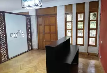 عقارات للإيجار - 5 غرف - بالدور 1