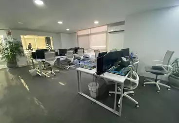 عقارات للإيجار - 1 غرف - بالدور 3