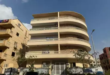 Apartments For sale - 3 rooms - floor 4